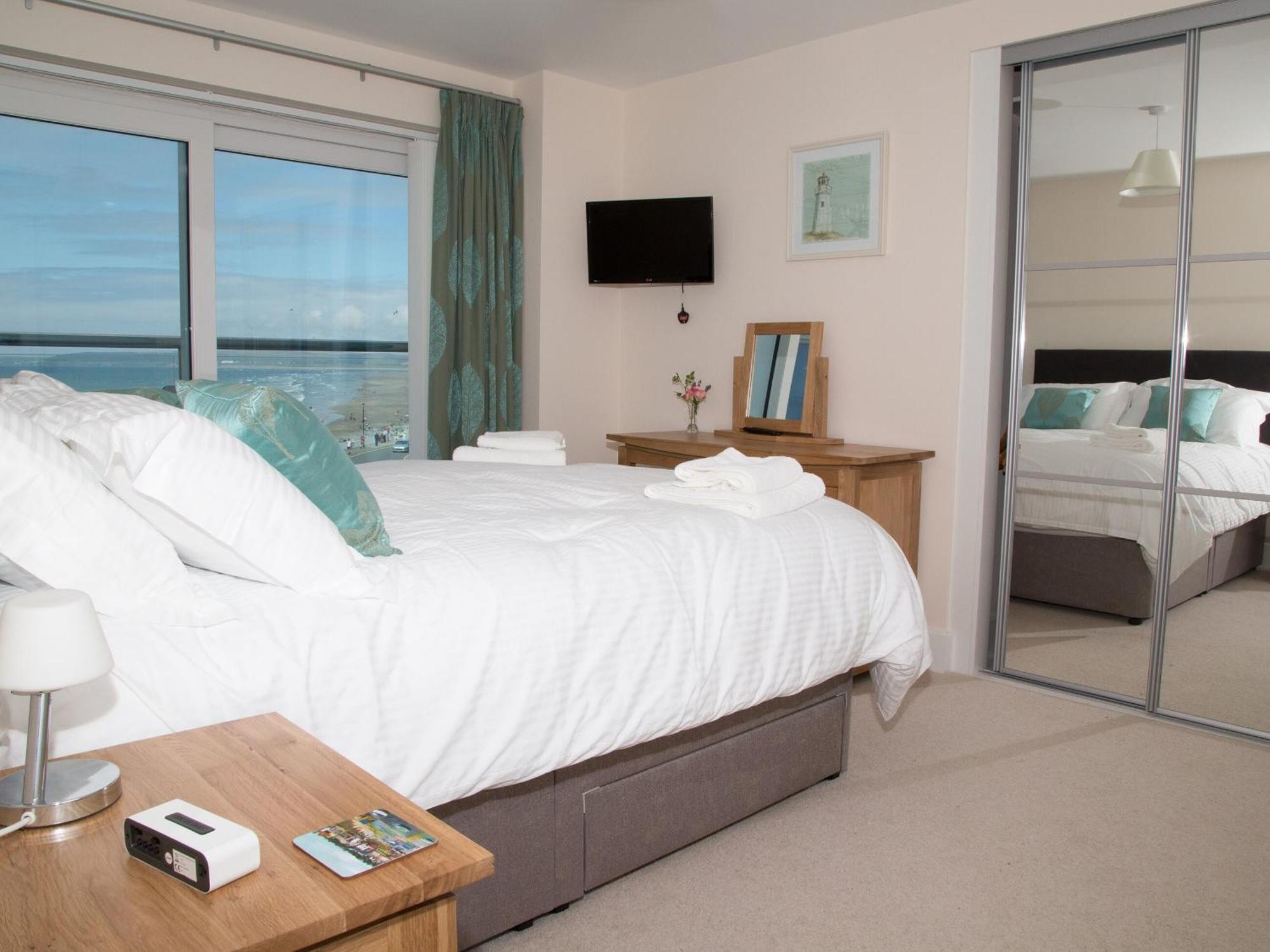 Apartment 11 - Latitude 51 Вествард Хо Экстерьер фото